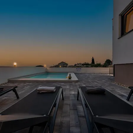 Pava Zadarvillas